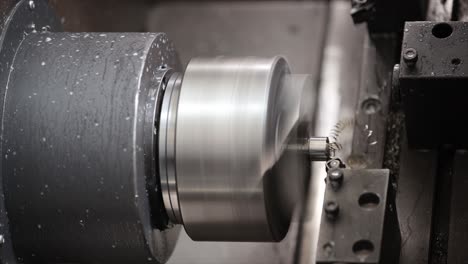 the machine cutting by high precision components part