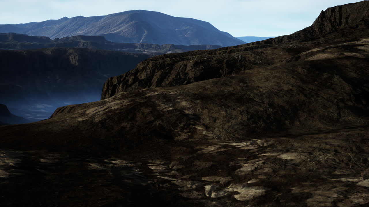 impresionante paisaje alpino con rocas oscuras