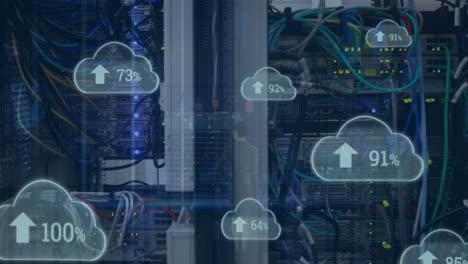 animazione di frecce e numeri mutevoli nelle nuvole sopra i rack dei server di dati nella sala server