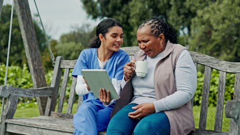 Happy-woman,-nurse-and-patient-with-tablet-on-park