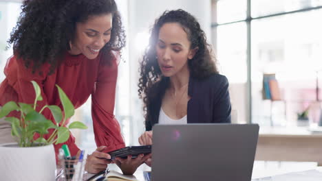 Teamwork,-tablet-and-business-women-in-office