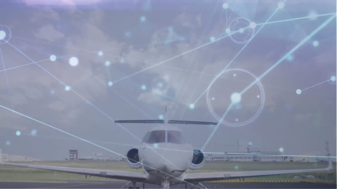 공항에서 구름이 가득한 하늘을 배경으로 주차된 비행기 위에 연결된 점들의 애니메이션