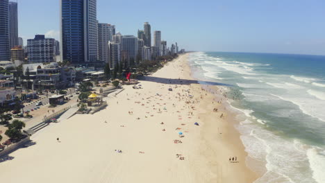 donde la ciudad saluda al mar