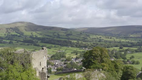 drone shot rising above peveril castle 03