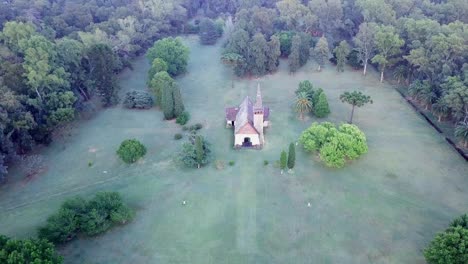 Abandoned-chapel,-Buenos-Aires-province,-Lobos-town.-Garden