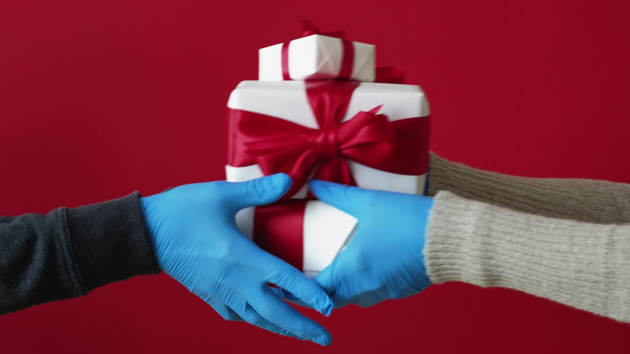 coronavirus xmas hygiene gift delivery pandemic