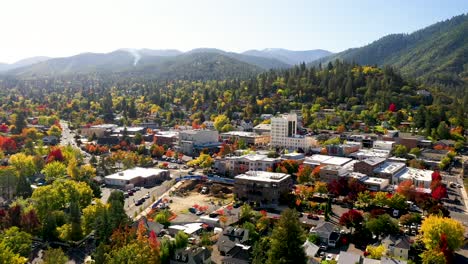 Vista-Aérea-De-Ashland,-Oregon