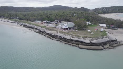 great keppel island holiday hotel between putney and fisherman beach in queensland, australia