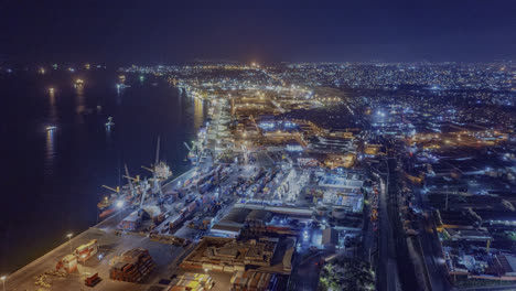hiperlapse nocturno sobre el puerto de luanda