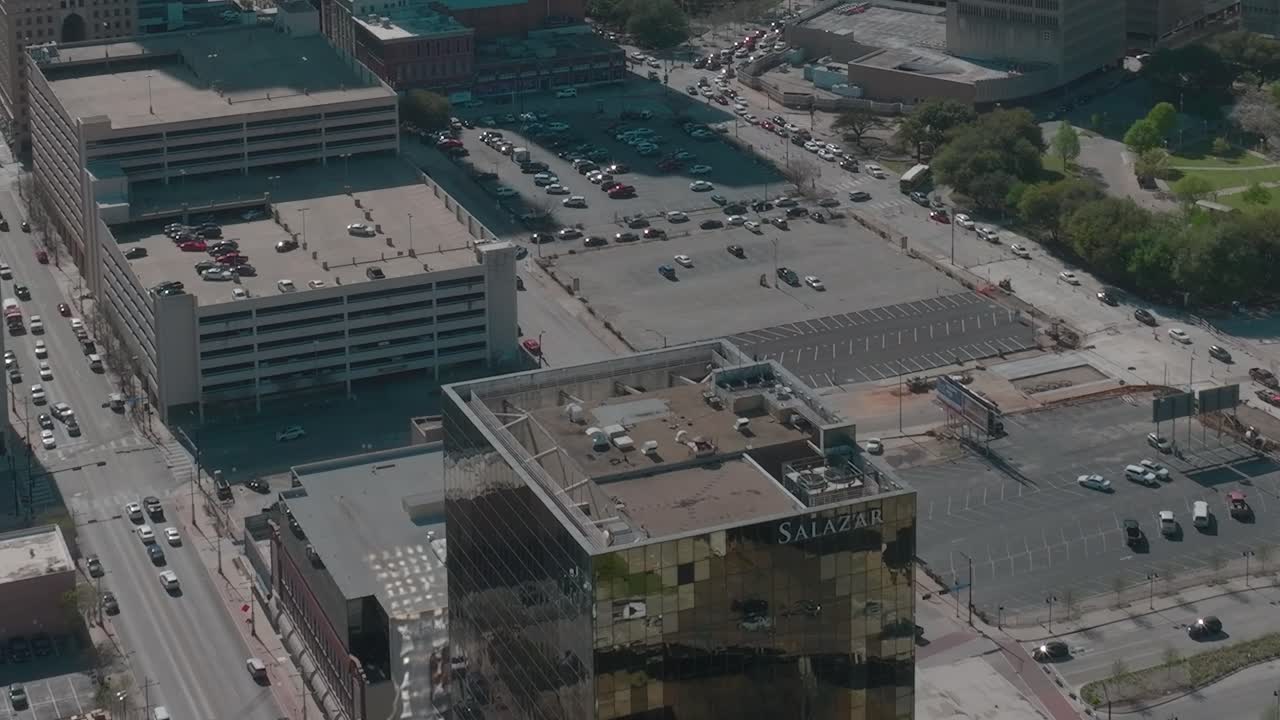 Vista del centro di Dallas, in Texas, dall'alto, con edifici e strade