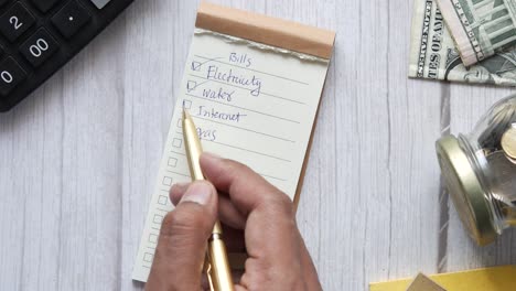 lista de comprobación para pagar las facturas