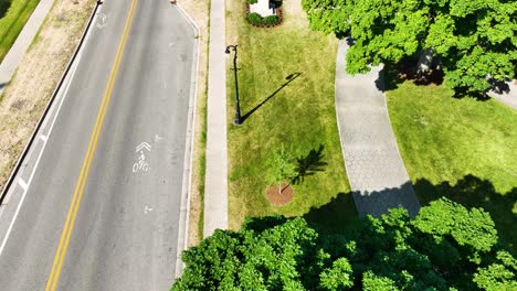 Conceder-Estatua-En-La-Esquina-De-Hackley-Park-En-Muskegon