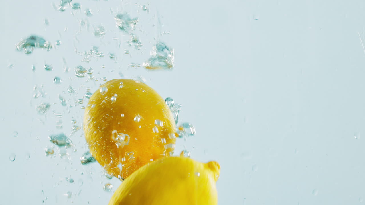 Lemons in water