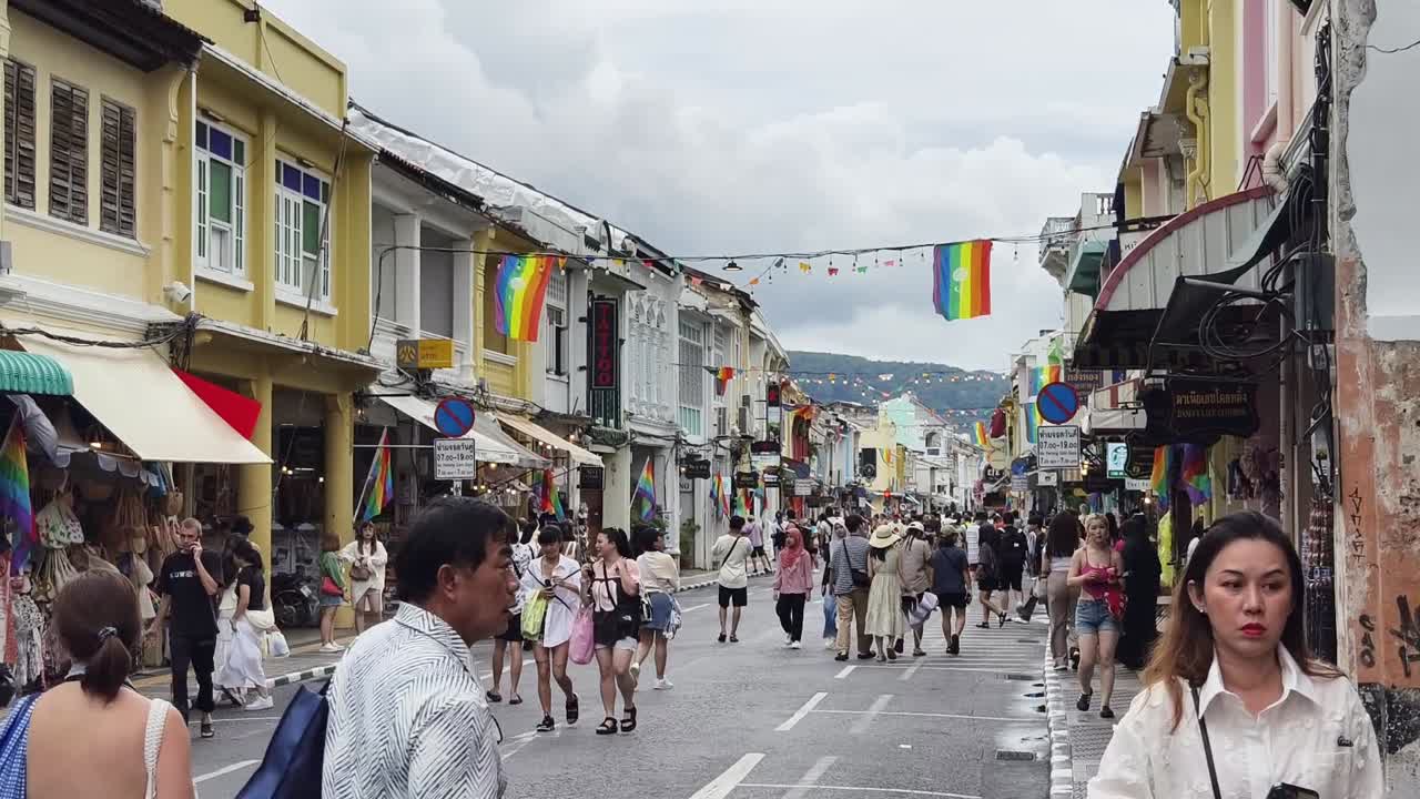 la colorida escena callejera de bangkok