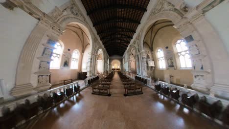 la iglesia catedral de tempio malatestiano en rimini, italia