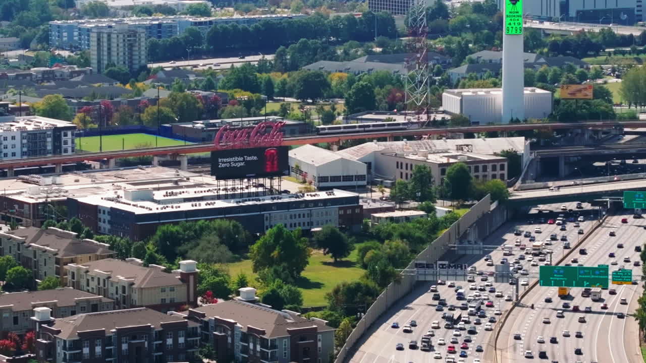 대도시의 교통 인프라에 대한 항공 영상