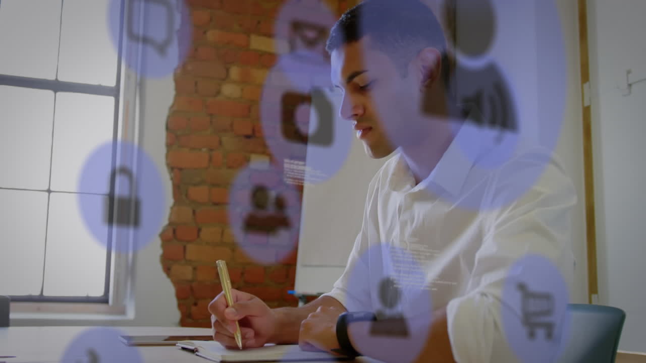 animación de una red de iconos digitales sobre un hombre de negocios que usa una tableta