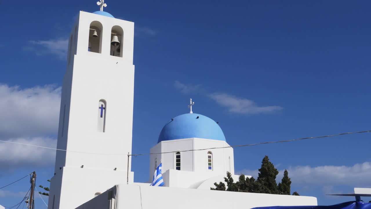santorini iglesia superior azul