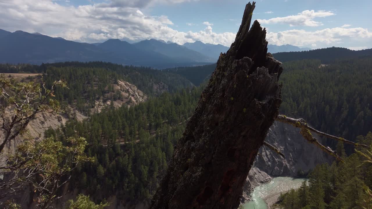 tocón hoodoos cordillera invermere columbia británica pan