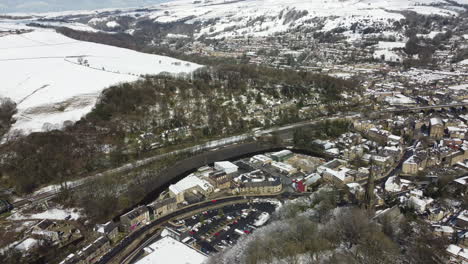 Winter-landscape-of-Yorkshire-town-and-snow-covered-open-field