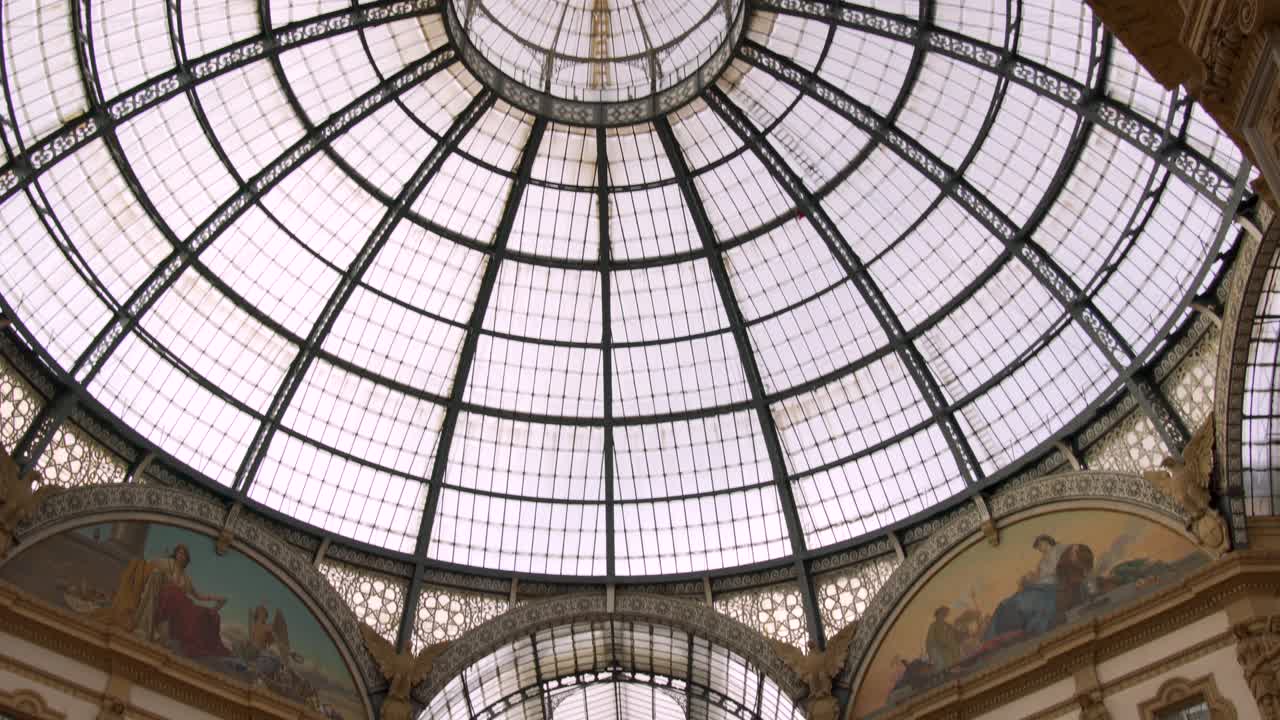 밀라노의 갤러리아 비토리오 에마누엘레 2세