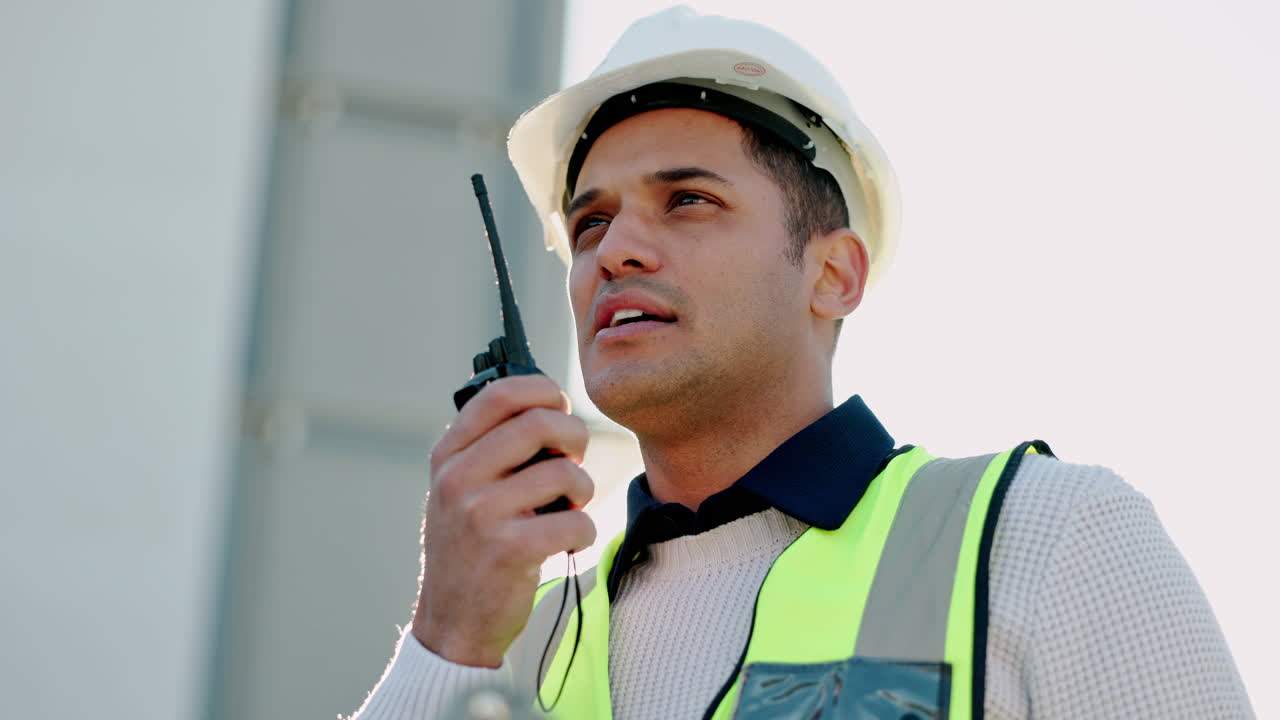 Construction, radio and building contractor