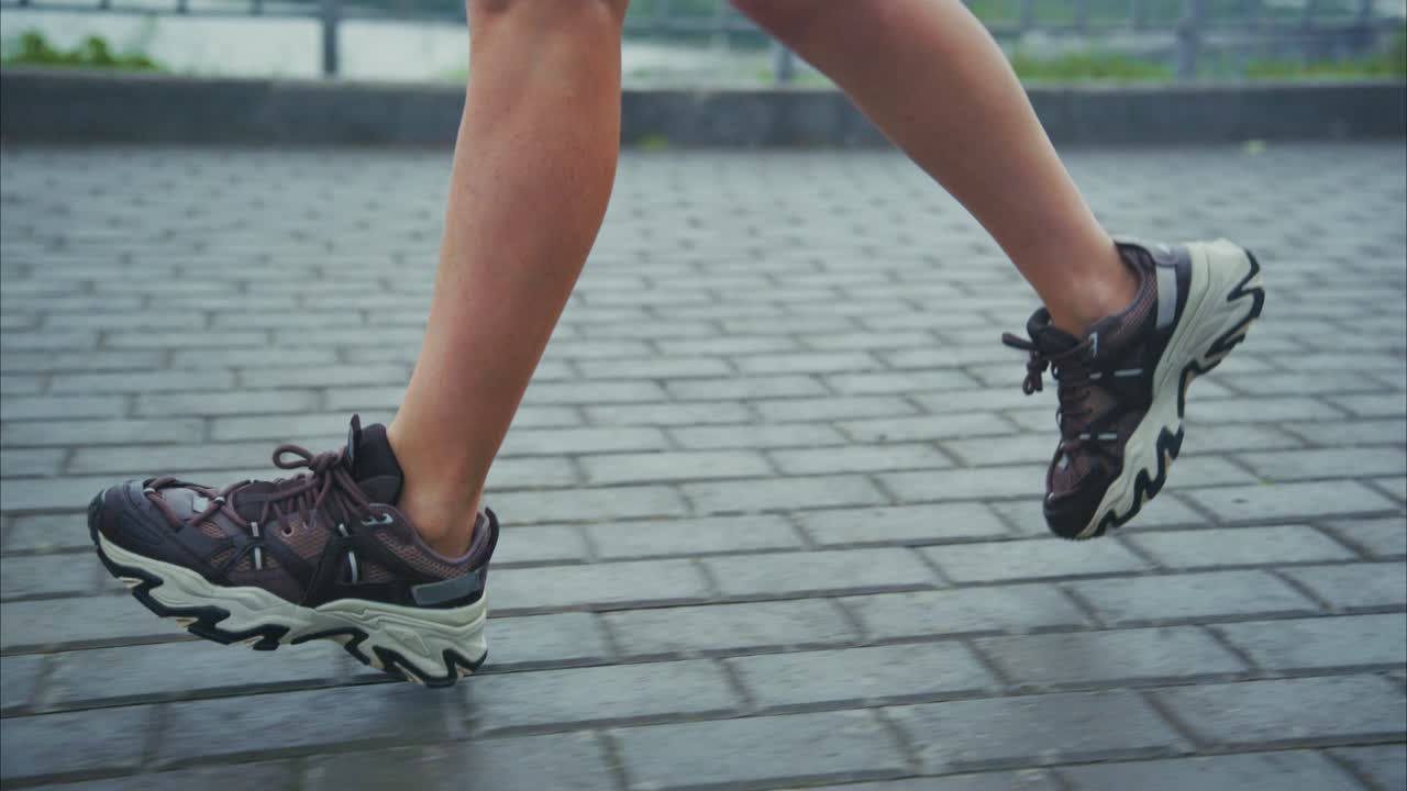 Running on the Pavement