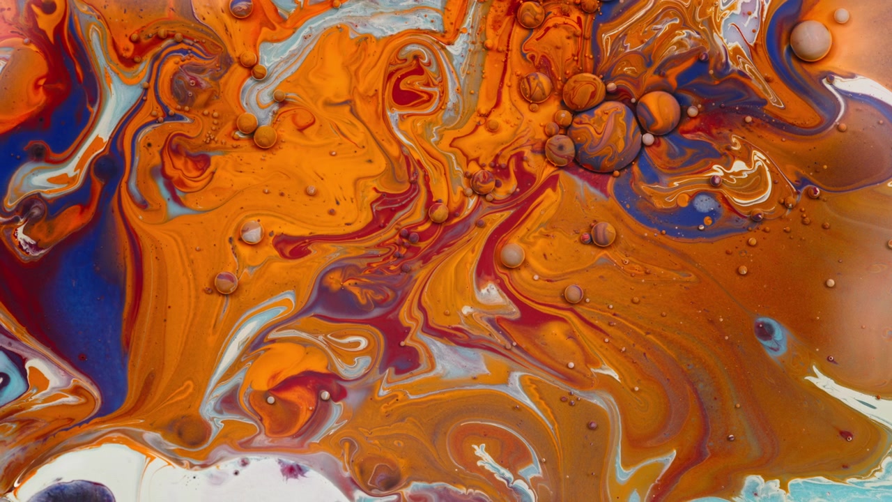 Pittura liquida colorata macro con bolle