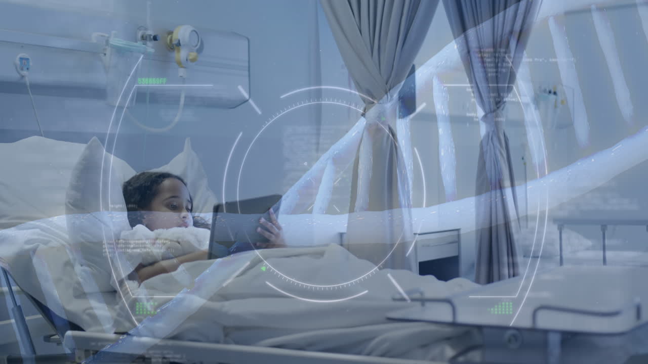 병원 침대에서 태블릿을 사용하는 두 인종의 소녀 환자에 대한 데이터 처리의 애니메이션