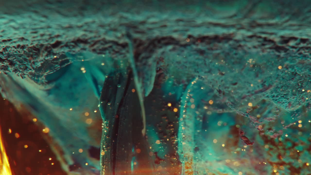 experimento de líquido abstractamente colorido