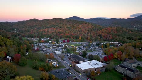 Ausziehbares-Luftbanner-Elch-North-Carolina-Im-Herbst