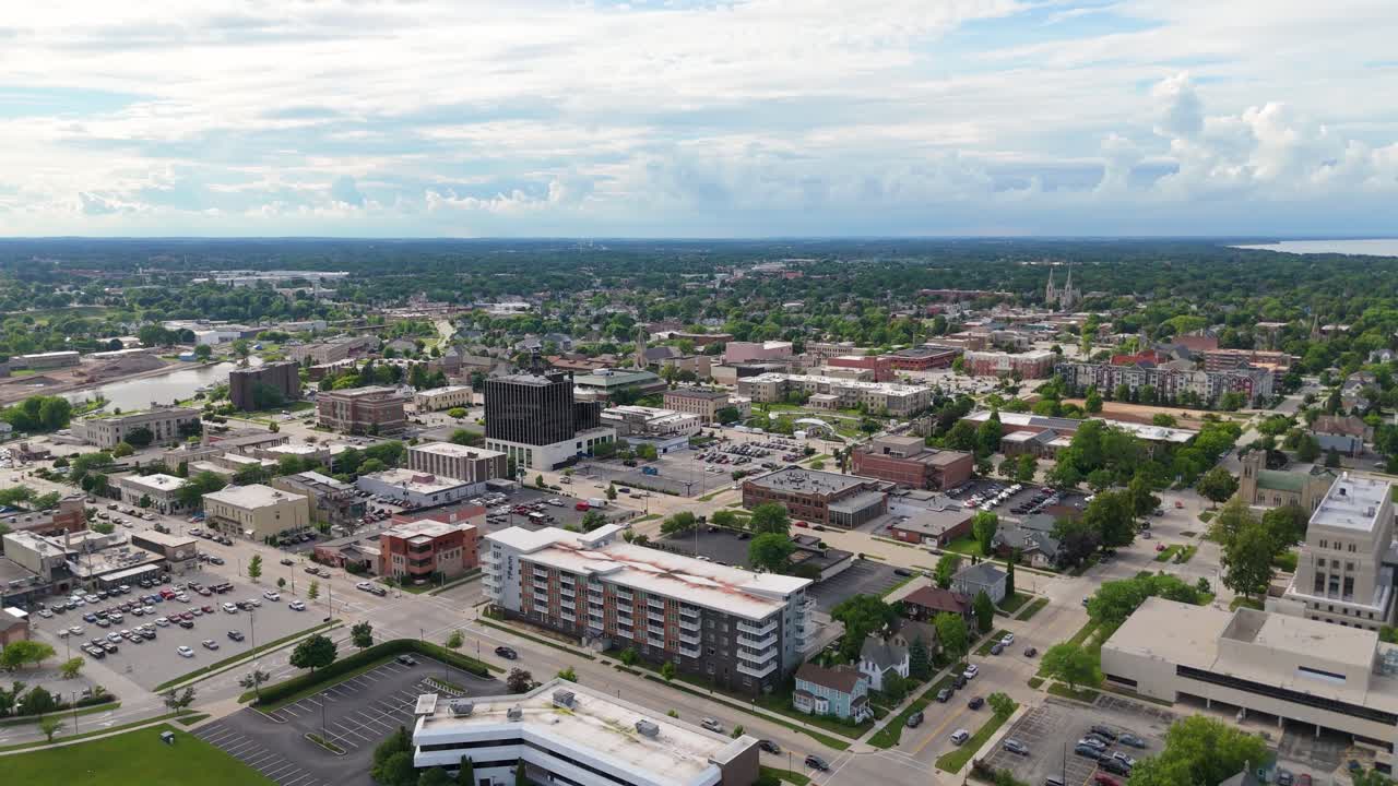 Drone shot pushing in on Sheboygan, Wisconsin in the summer