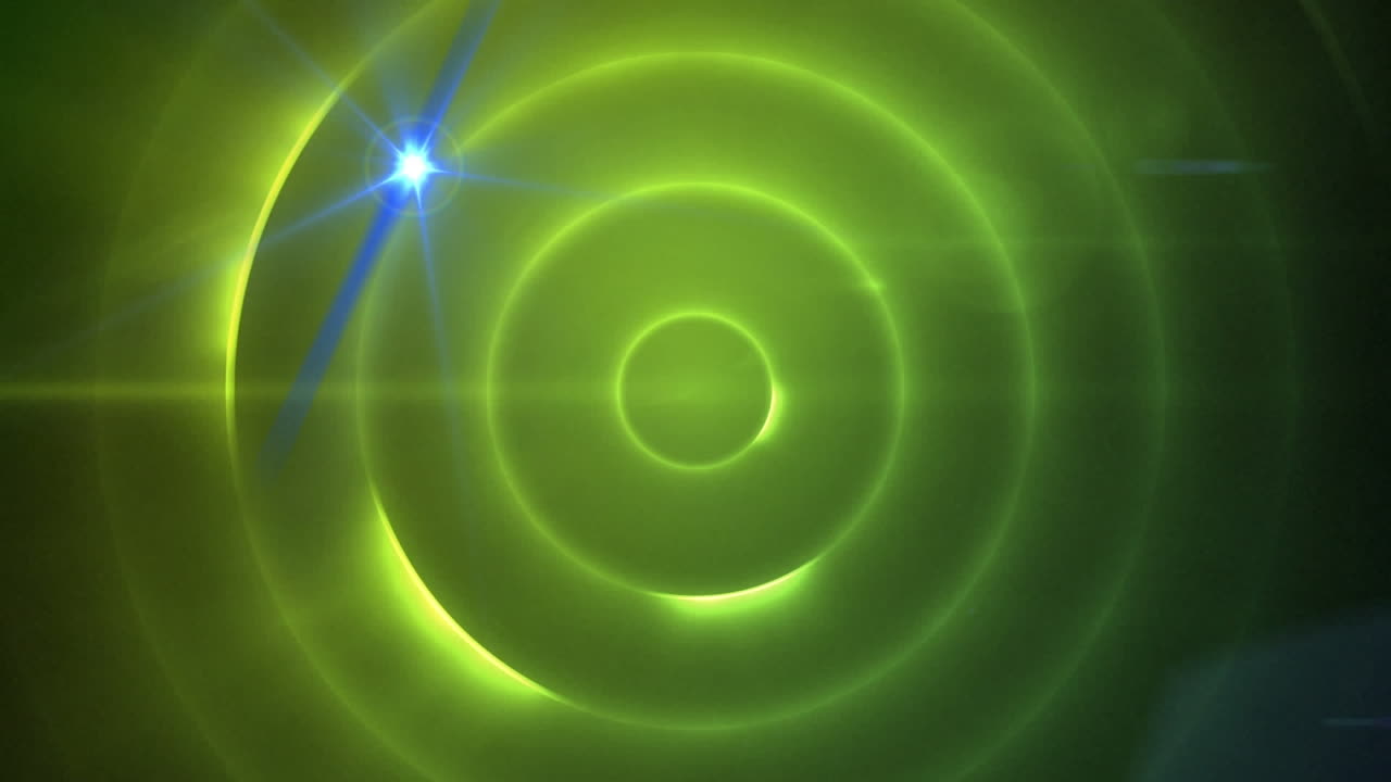 animación digital de un punto azul de luz contra rastros de luz en espiral verde sobre fondo negro
