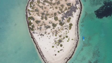 "región de aseer, arabia saudita" este video de drones captura la impresionante belleza de la región de aaseer de arabia saudita, mostrando montañas exuberantes, paisajes únicos y una rica cultura. perfecto para el turismo.