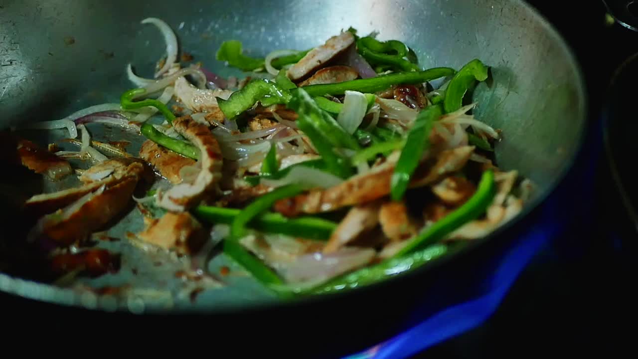 Chicken and Peppers Stir-Fry