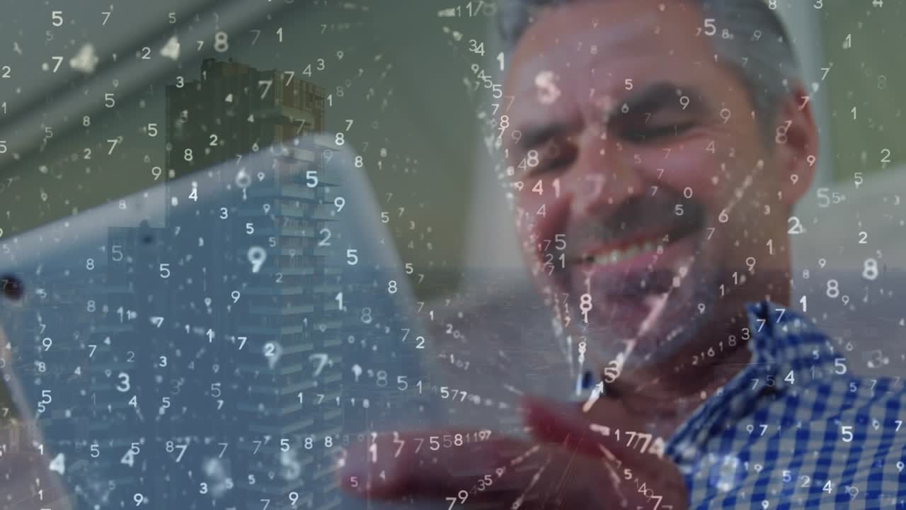 Animation af databehandling over forretningsmand, der bruger tablet