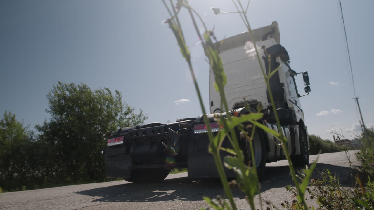 도로에 있는 트럭