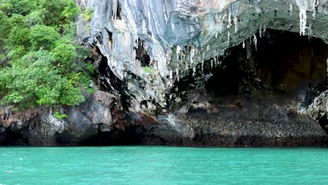 limestone cliffs and turquoise waters in krabi