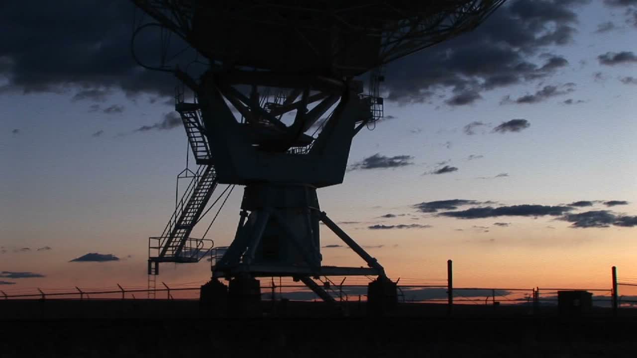 뉴멕시코의 국립전파천문대에서 어레이의 확대