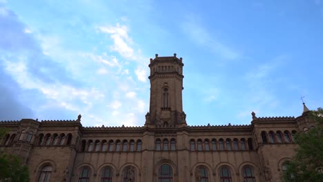 un lapso de tiempo del welfenschloss en hannover, alemania