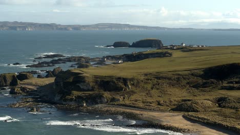 Whitepark-Bay-in-County-Antrim,-Northern-Ireland