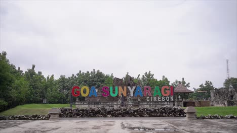 sunyaragi cave or taman sari guwa sunyaragi is an artificial cave located in cirebon city, where there is a temple-like building called the sunyaragi water park, or tamansari sunyaragi