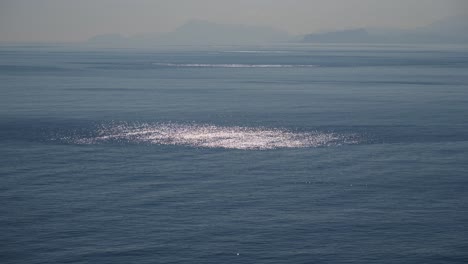 Full-shot,-Mediterranean-sea-reflecting-the-sun-rays,-Antalya-Turkey