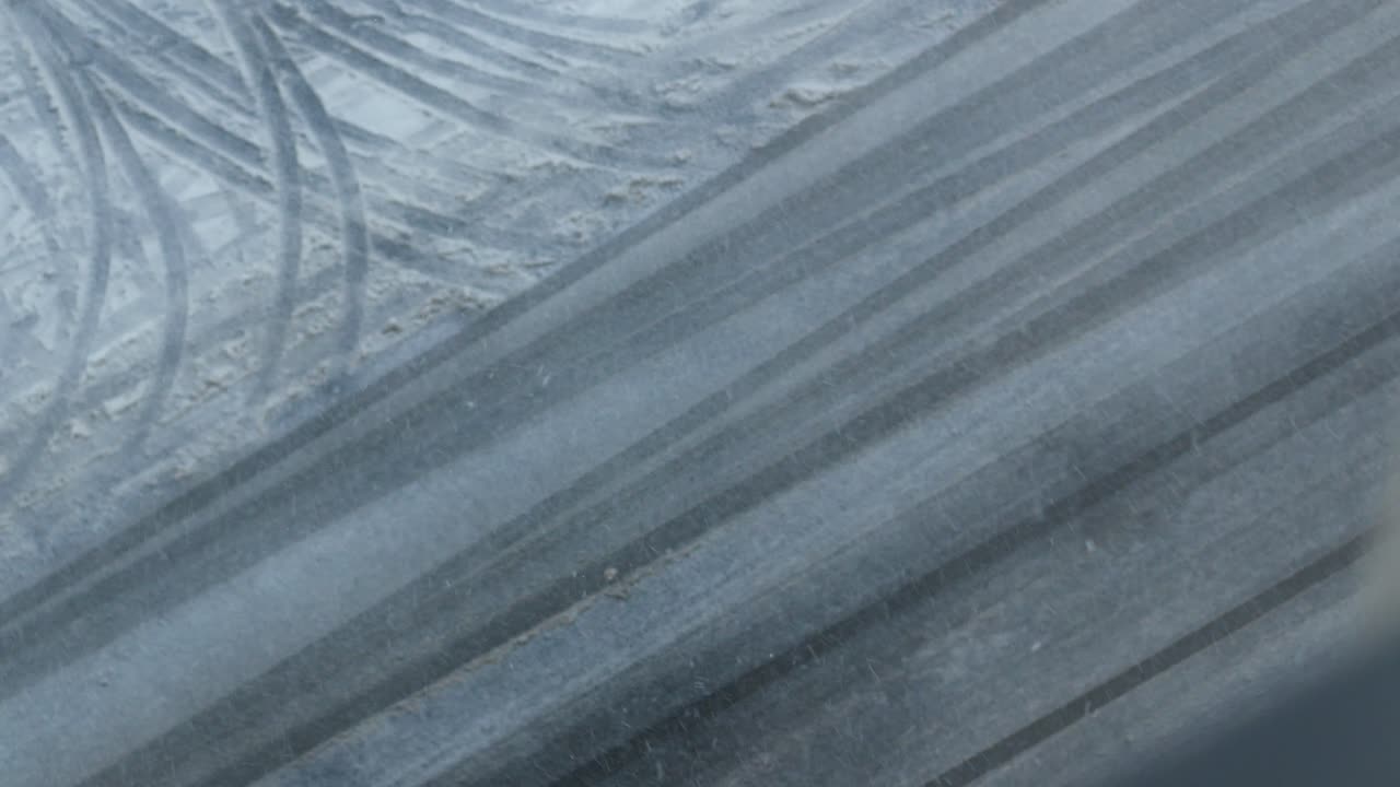 택시와 함께 눈 인 거리