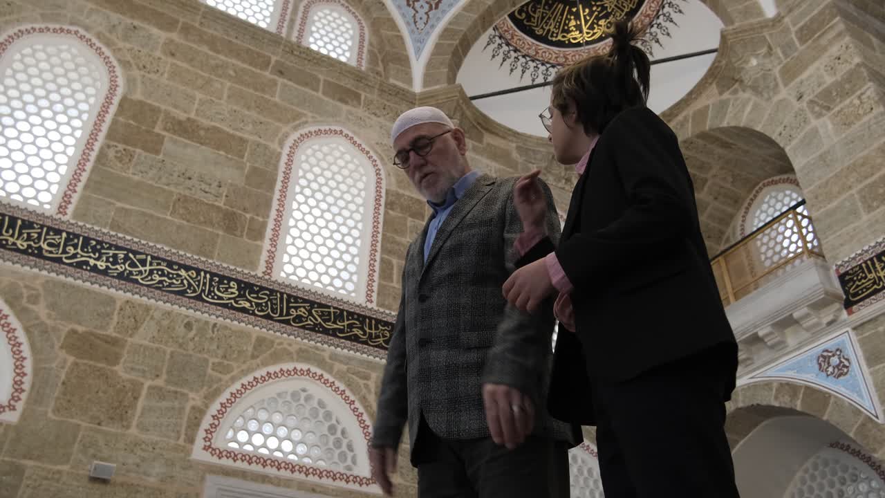 기도하는 법을 배우는  ⁇ 은이