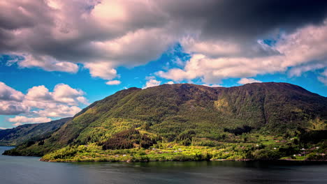 Stunning-cumulus-cloud-movement-over-mountain