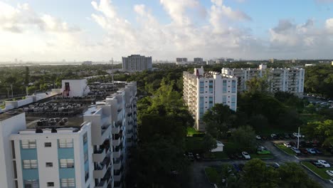 edificios de apartamentos en miami, florida, imágenes aéreas