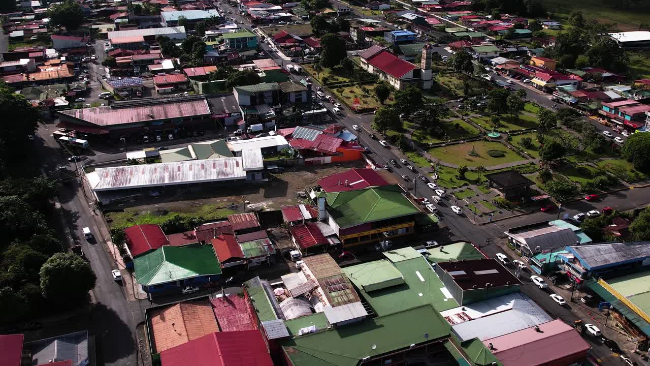 열대 지역 의 농촌 마을 의 건축물