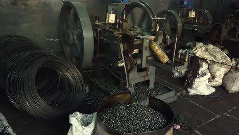 Screw-Making-Machine-In-Factory