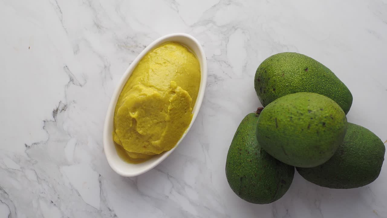 salsa de guacamole de aguacate